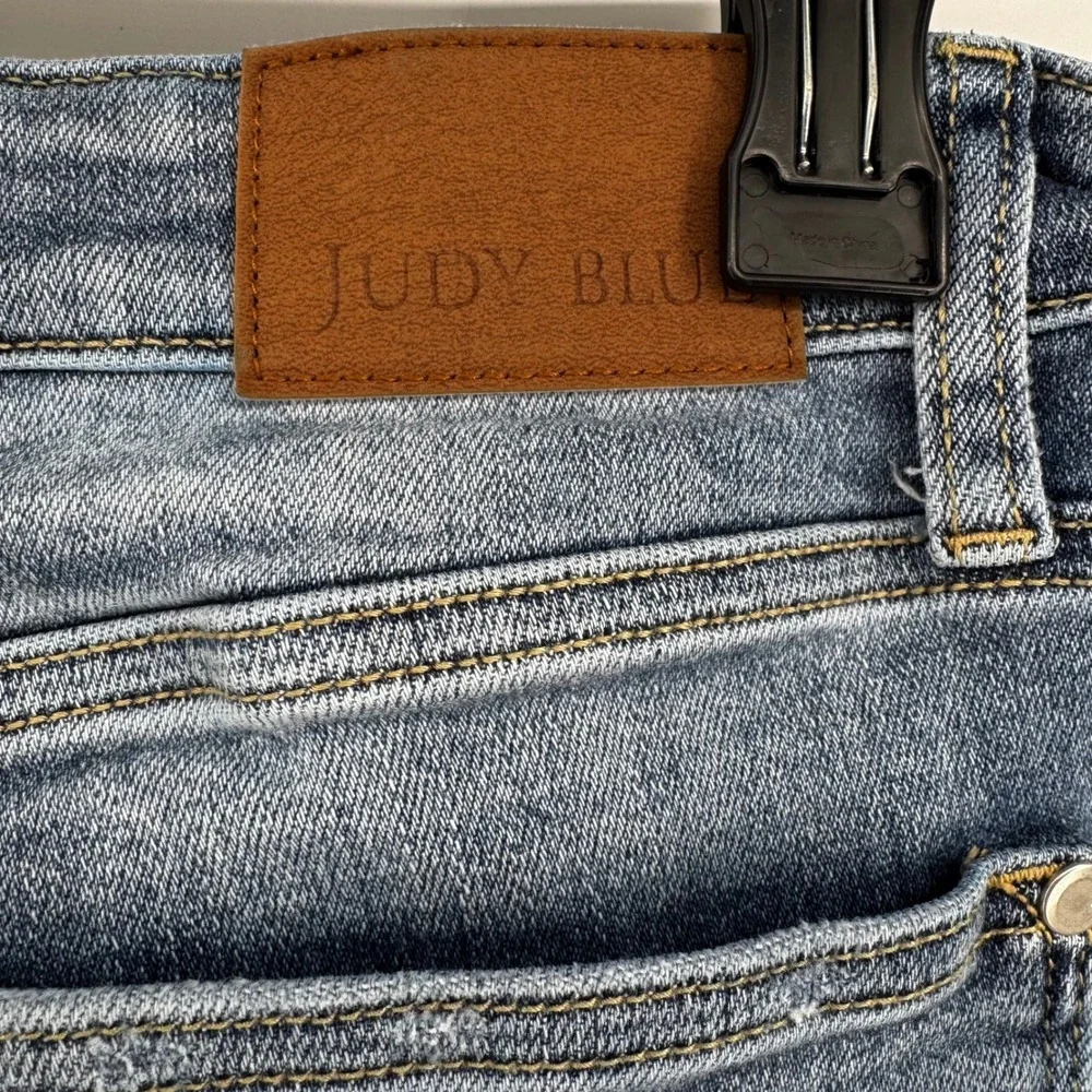 Judy Blue Straight Fit Jean Light/Medium Wash Denim Women 13/31 Boot Cut Stretch